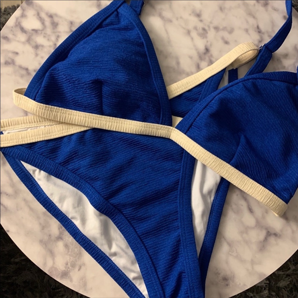Blue & Cream Bikini Set - Picture 3 of 3
